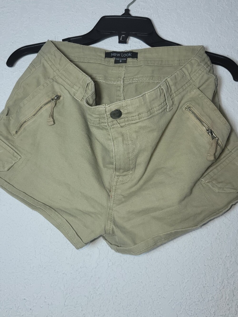 New Look Women's Khaki Utility Cargo Shorts